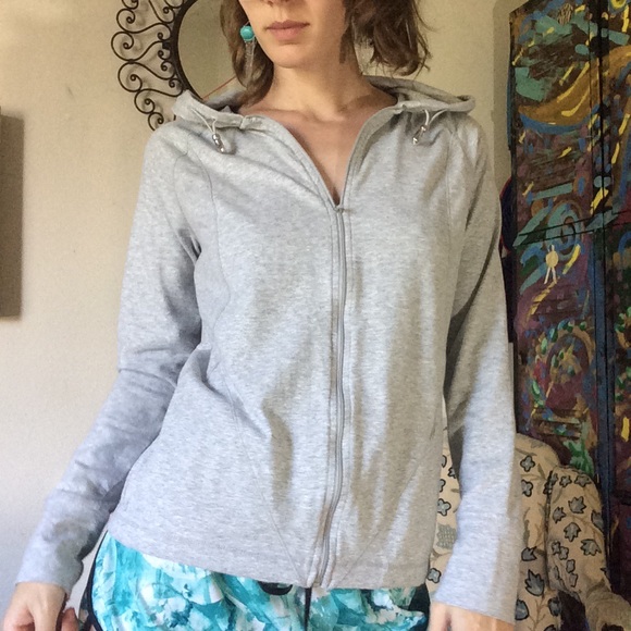 SOLD Danskin Now Super Soft Grey Athletic Zip Up - Picture 4 of 8